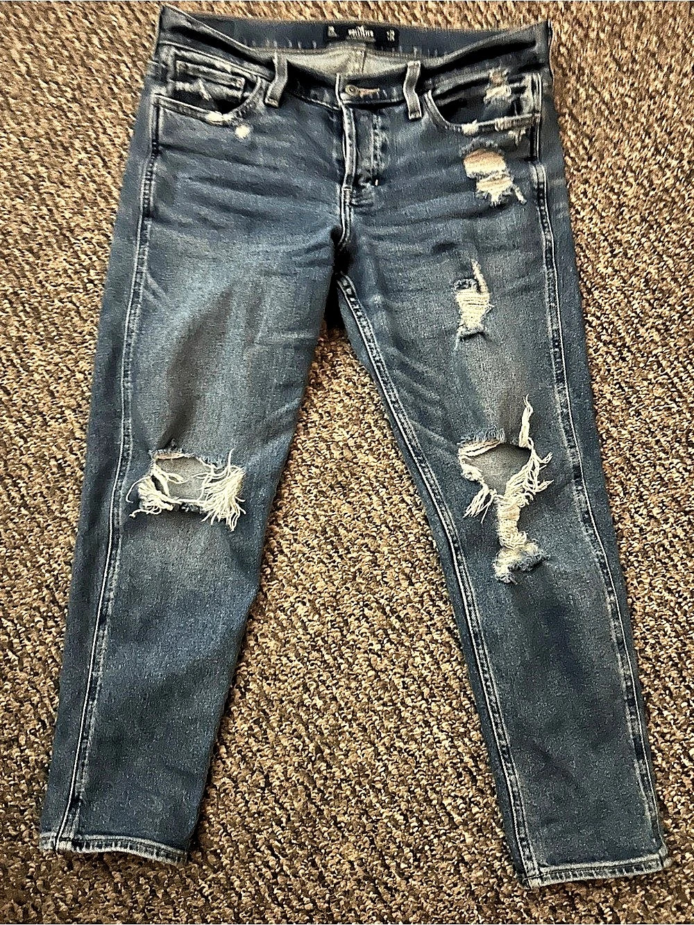 Hollister Low-Rise Crop Boyfriend Distressed Blue Jeans Waist 28